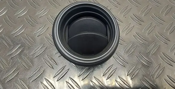 Toyota GT 86 Dashboard side air vent grill/cover trim