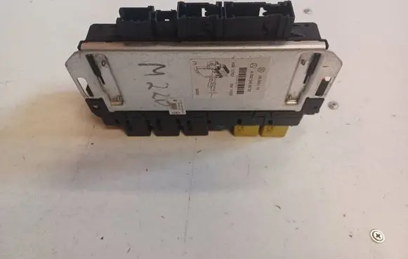 Mercedes-Benz S W220 SAM control unit A0325458232