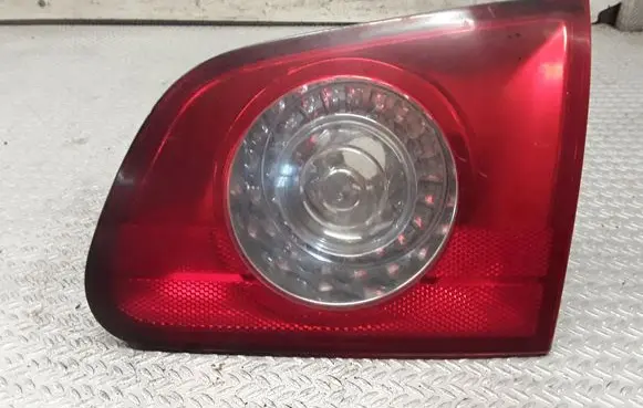 Volkswagen PASSAT B6 Tailgate rear/tail lights 3C9945094