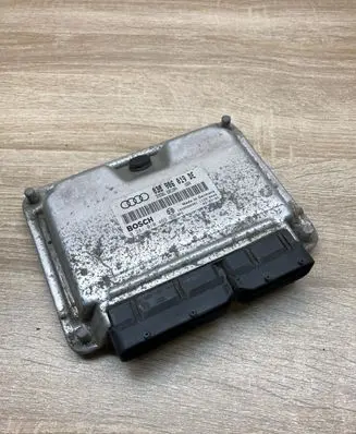 Audi A3 S3 8L Engine control unit/module ECU 038906019DE 0281010469