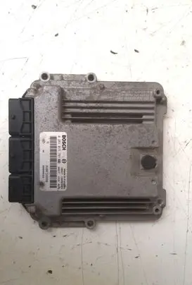 Renault Laguna III Engine control unit/module 0281015781