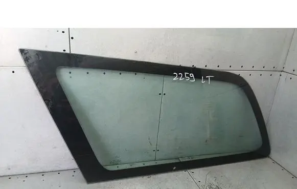 Ford Focus Rear side window 