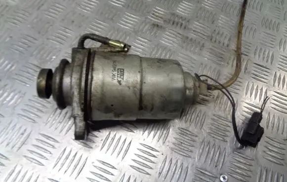 Subaru Legacy Fuel filter housing 