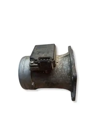 Audi A4 S4 B5 8D Mass air flow meter 037906461B AFH6010A