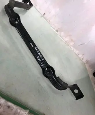 Nissan Juke II F16 Fuel tank mounting bracket 174069329r