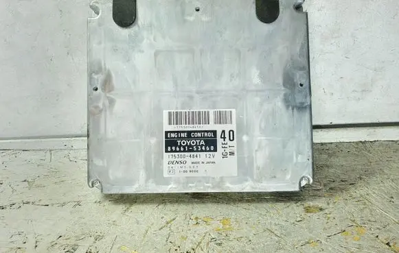 Lexus IS 200-300 Engine control unit/module 8966153460 1753004841