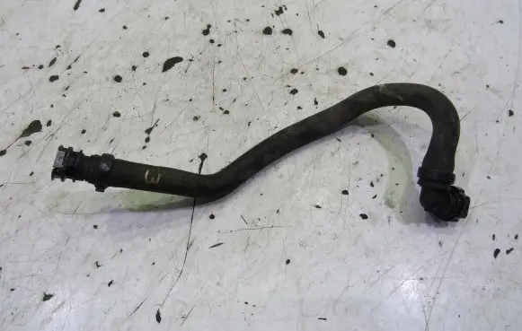 Citroen C4 II Picasso Engine coolant pipe/hose