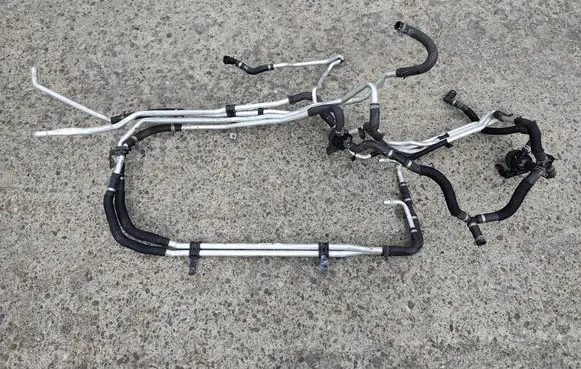 Ford Maverick Hybrid/electric vehicle battery cooling hoses/tubes 