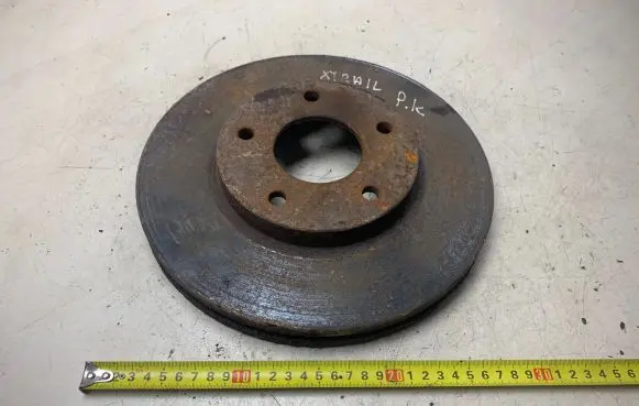 Nissan X-Trail T30 Front brake disc