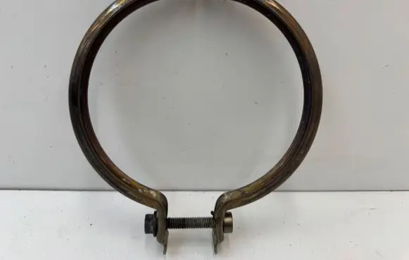 Porsche Macan (95B) Muffler pipe connector clamp 976253725D