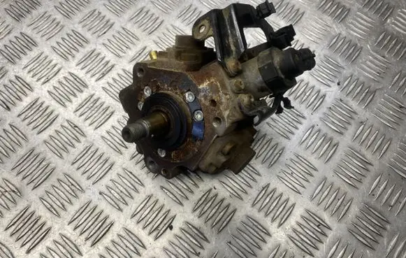Citroen C4 I Fuel injection high pressure pump 9683703780A 04001671798 0445010102