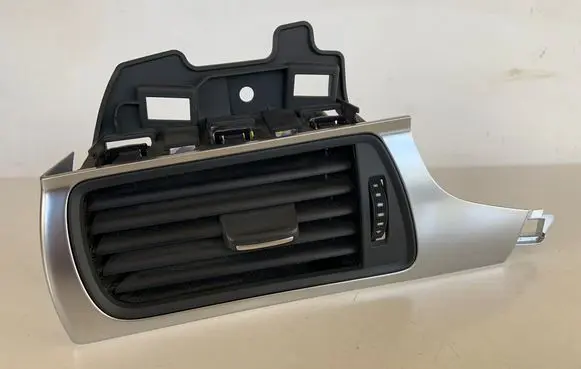 Audi A6 S6 C7 4G Dashboard side air vent grill/cover trim 4G1820901