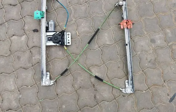 Citroen Jumpy Front door window regulator with motor 400983D 0983