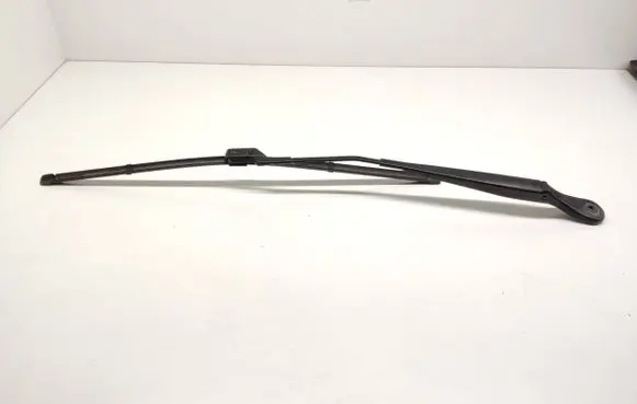 BMW 2 F45 Front wiper blade arm 7335963