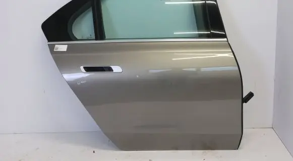 BMW 7 G70 Rear door 6748394566