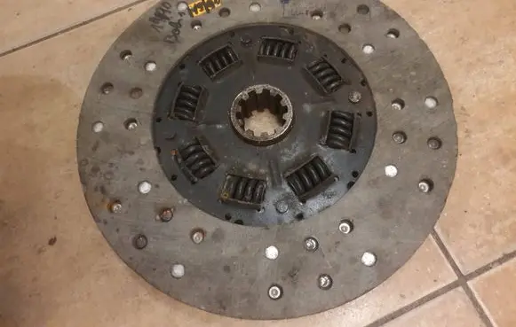UAZ 452 Clutch pressure plate 