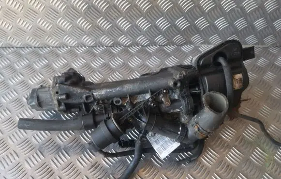 Opel Insignia A EGR valve 55566052 55577443 0428741