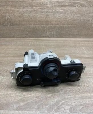 Renault Scenic I Climate control unit 666572Q