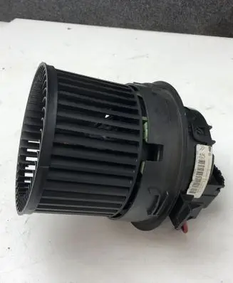 Peugeot 208 Heater fan/blower T1013140A