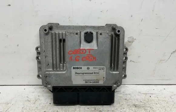 KIA Ceed Engine control unit/module ECU 0281016872