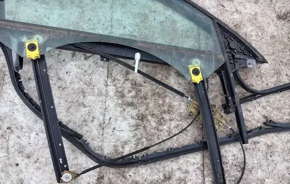 Audi A6 S6 C6 4F Sliding door window regulator with motor 
