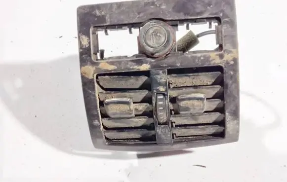 Audi A6 S6 C5 4B Dash center air vent grill 4b0819203