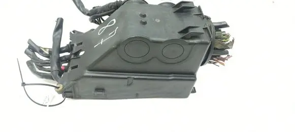 Mercedes-Benz 380 560SEC C126 Fuse module 1265401650 1265450240 298746