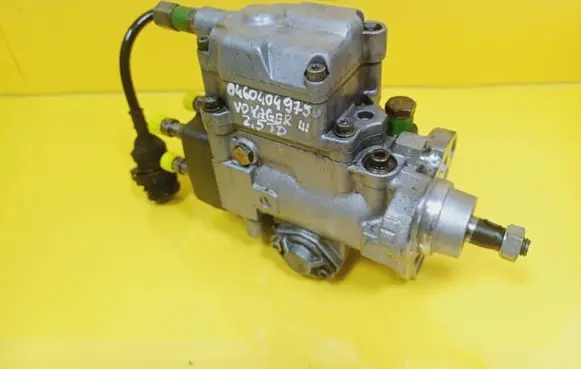 Chrysler Grand Voyager II Fuel injection high pressure pump 0460404975