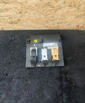 Audi A1 Comfort/convenience module 8X0907063G