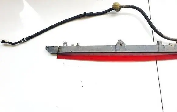 BMW i3 Third/center stoplight 7304040 90025978l