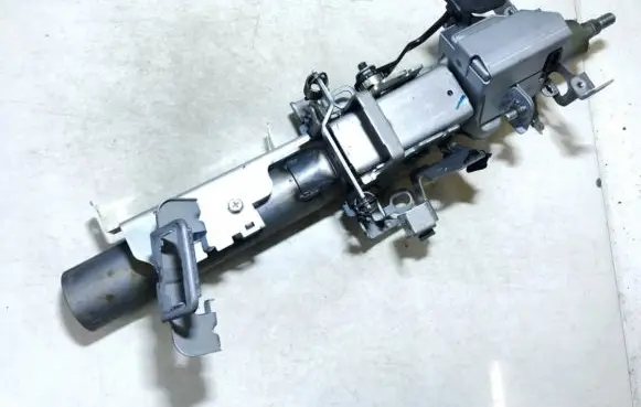 Subaru Impreza III Steering wheel axle