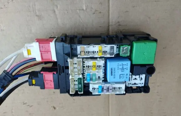 Peugeot 508 Fuse box set 9665492680