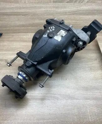 BMW 4 F32 F33 Rear differential 7544873 8694983 7589965
