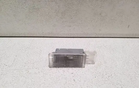 Volkswagen Touareg II Other interior light 7L0947415