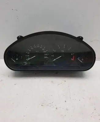 BMW 3 E36 Speedometer (instrument cluster) 62118371557 993558260 558260