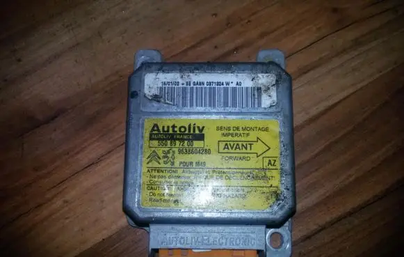 Citroen Berlingo Airbag control unit/module 550897200 9638604280