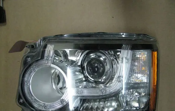 Land Rover Discovery 4 - LR4 Headlight/headlamp AH2213W030GB
