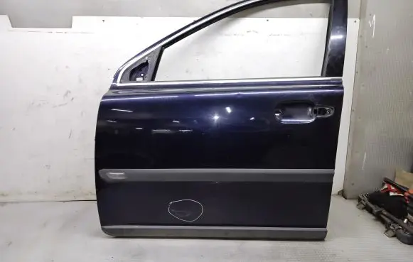 Volvo XC90 Front door