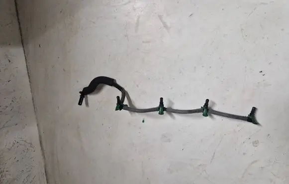 Citroen C4 II Fuel return line/hose 