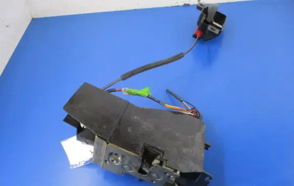 Ford Escort Front door lock