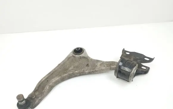 Front lower control arm/wishbone