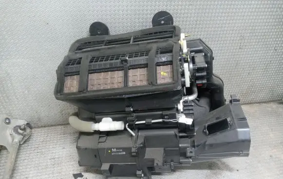 Interior heater climate box assembly