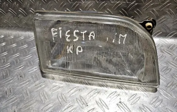 Ford Fiesta Headlight/headlamp 03702509 03704722R