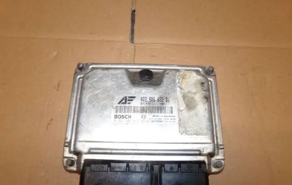 Ford Galaxy Engine control unit/module 0261208019