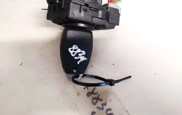 Volvo V50 Ignition lock 30768036