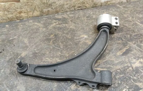 Opel Insignia A Front lower control arm/wishbone