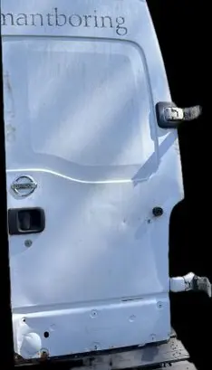 Nissan Interstar Rear door
