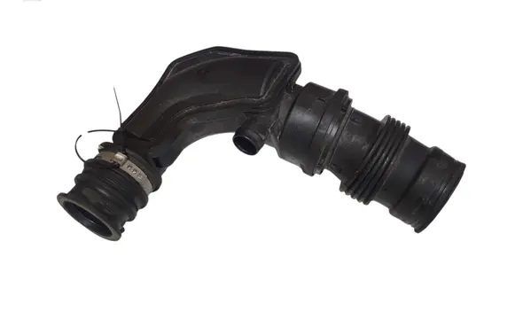 Ford Fiesta Air intake hose/pipe