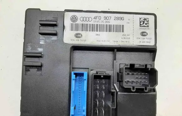 Audi A6 S6 C6 4F Central body control module 4F0910289G 5DK00876222