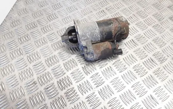 Hyundai i10 Starter motor 361002A100 1250295